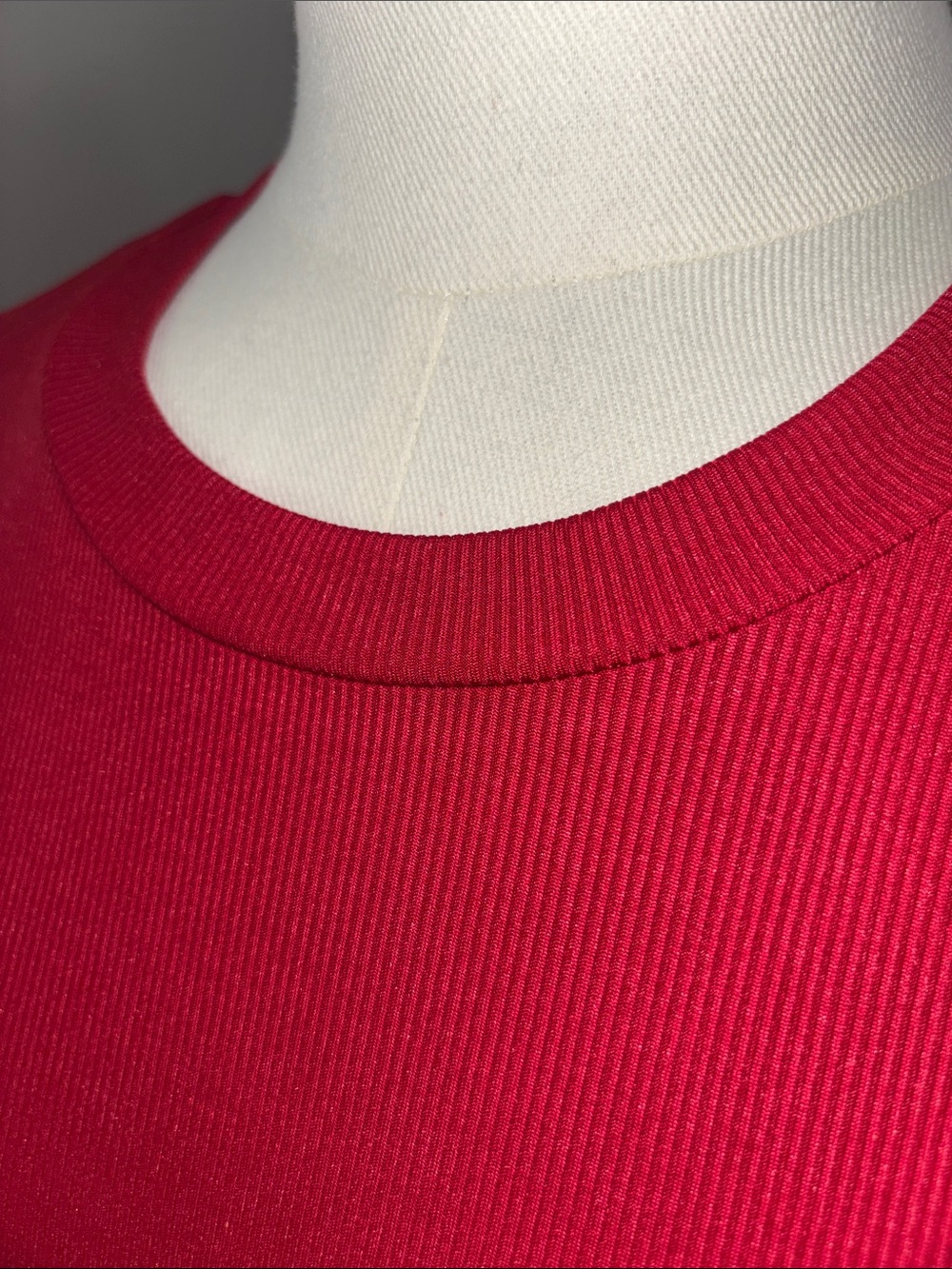 Red Short Sleeve Ribbed Shirt - Picture 4 of 4